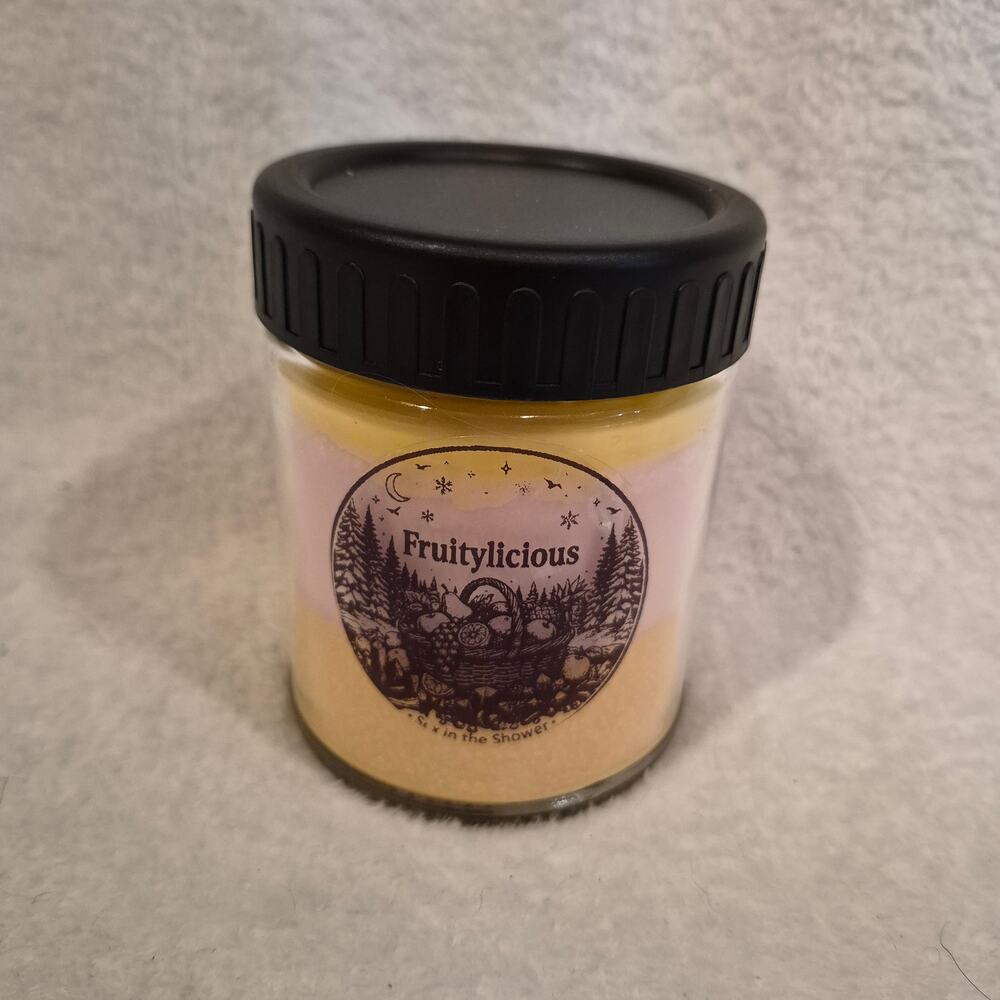Homemade "Fruitylicious" Candle, 9oz